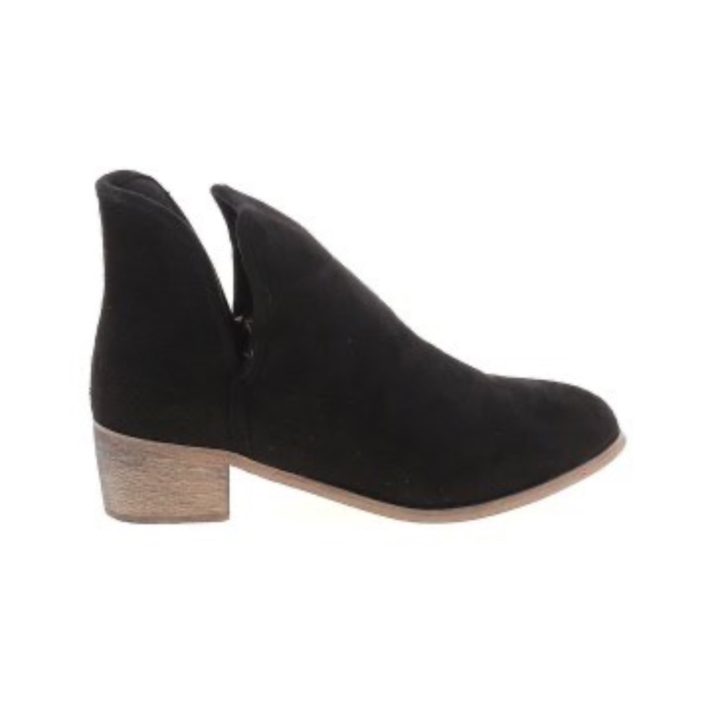 Seven7 Black Soho Leather Ankle Boots - Size 10